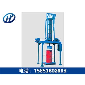 Vertical squeezing cement pipe making machine